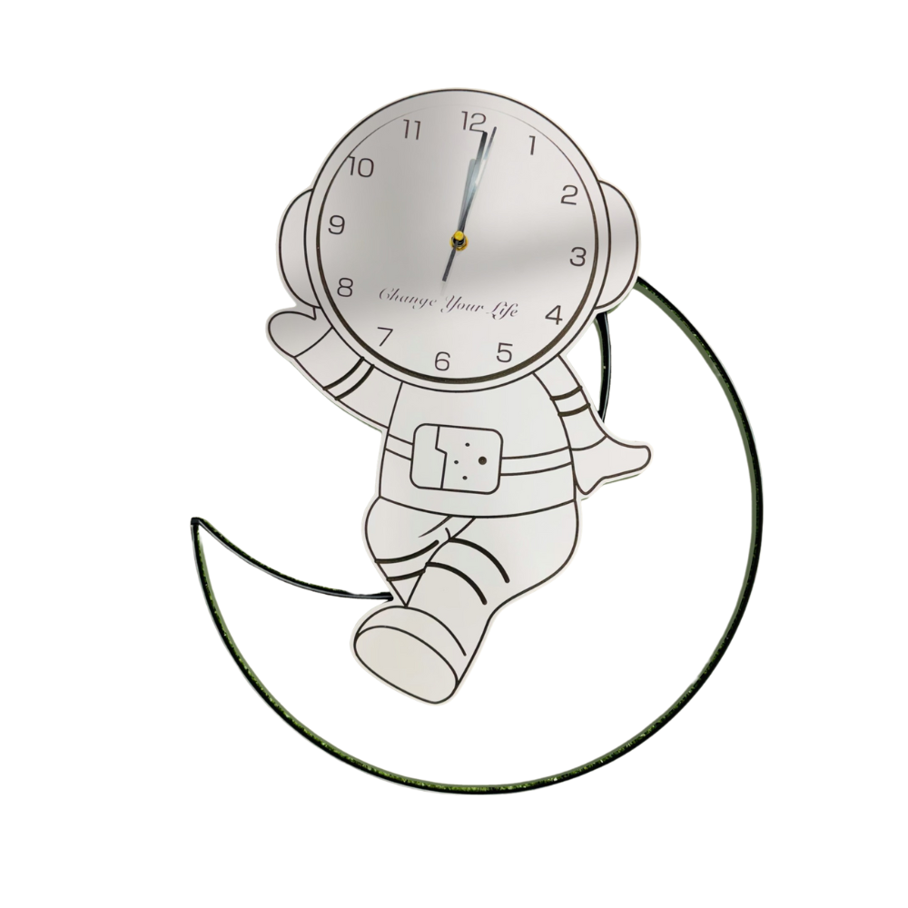 Astronaut-Themed Wall Clock – A Unique Blend of Fun and Functionality