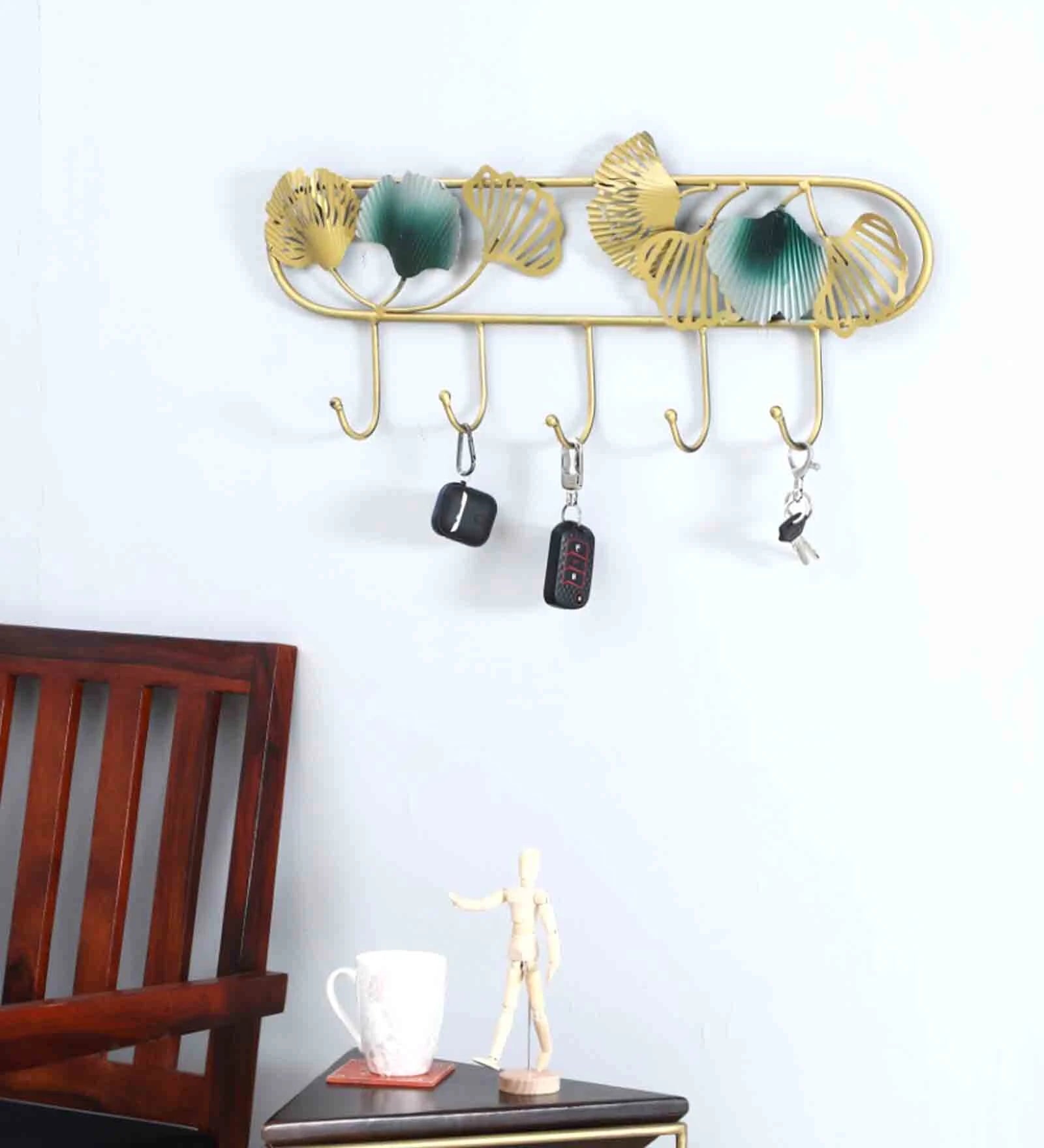 Modern Circular and Floral Wall Hook Rack