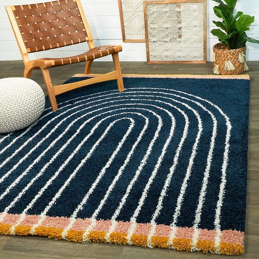 Curved Line Area Rug - Rugs at Nestern