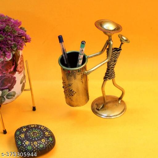 Elegant Artisanal Metal Figurine Pen Holder - Table Decors at Nestern