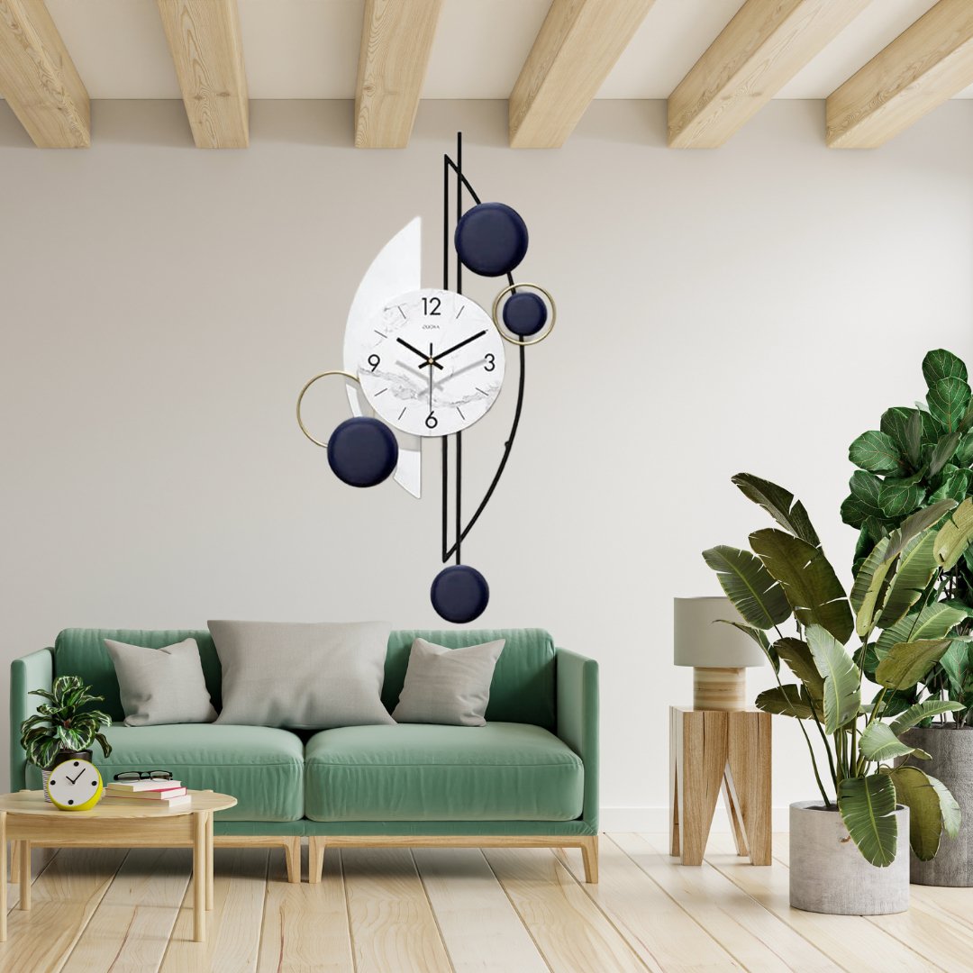 Elegant LA MESA TIME Modern Iron Wall Clock with Geometric Design - Home Decor at Nestern