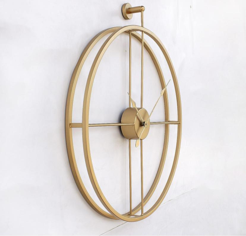 Elegant Modern Gold Wall Clock - Sleek Design for Contemporary Interiors - Home Decor at Nestern