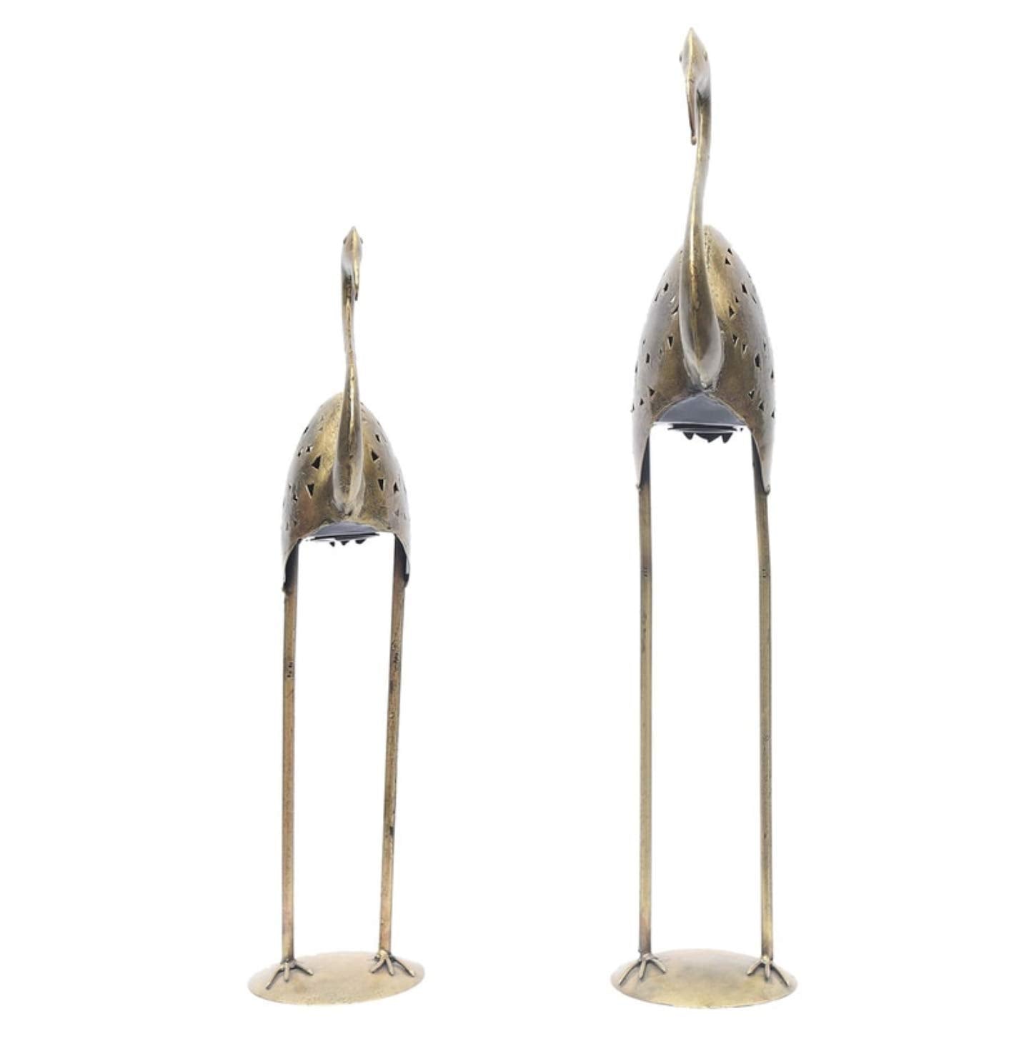 Graceful Flamingo Duo: Elegant Companions - Nestern