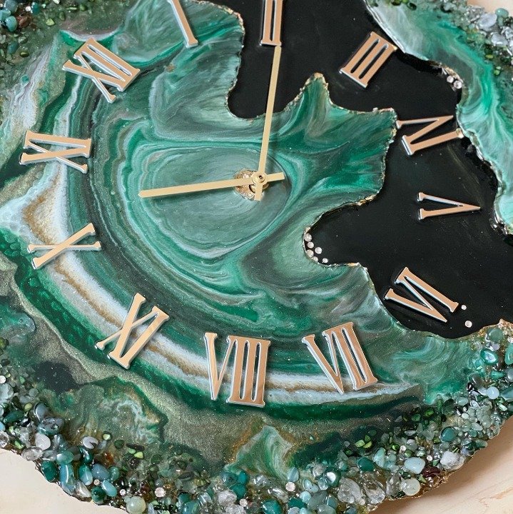 Green and Black Agate Wall Clock with Crystal Accents and Roman Numerals - Wall Clock at Nestern