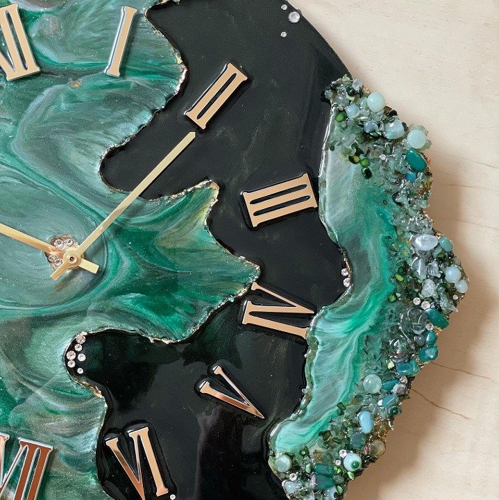 Green and Black Agate Wall Clock with Crystal Accents and Roman Numerals - Wall Clock at Nestern