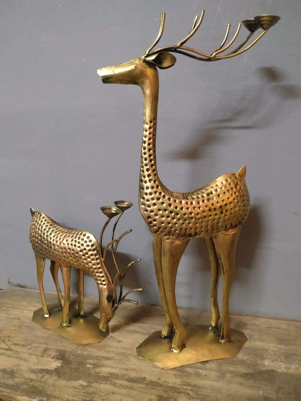 Metallic Deer Sculptures - Table Decors at Nestern