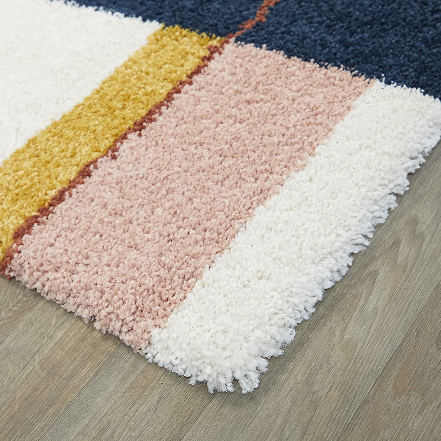 Modern Geometric Plush Area Rug - Rugs at Nestern