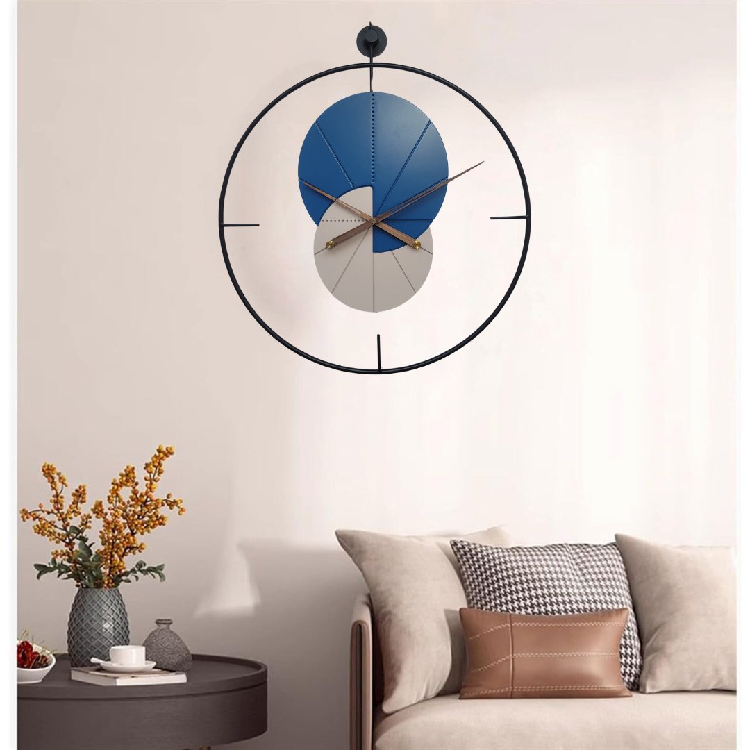 Sophisticated Minimalist Metal Wall Clock - Wall Clock at Nestern