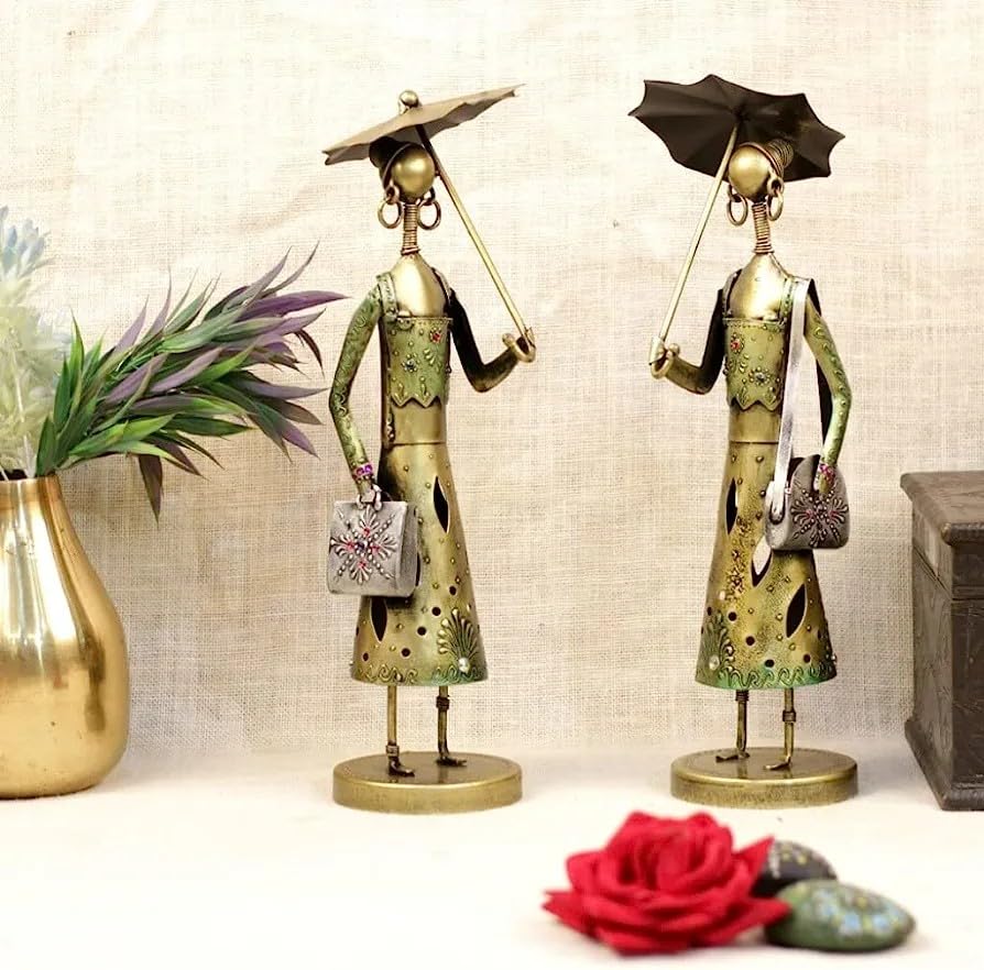 Umbrella Ladies: Timeless Grace - Table Decors at Nestern