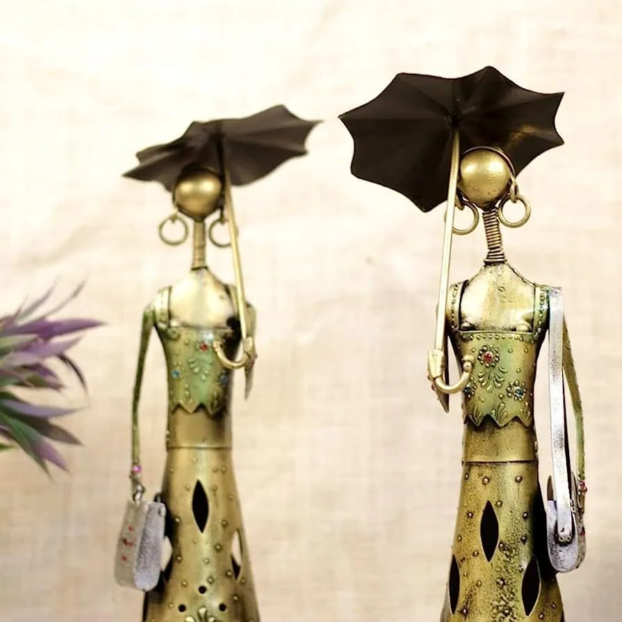 Umbrella Ladies: Timeless Grace - Table Decors at Nestern