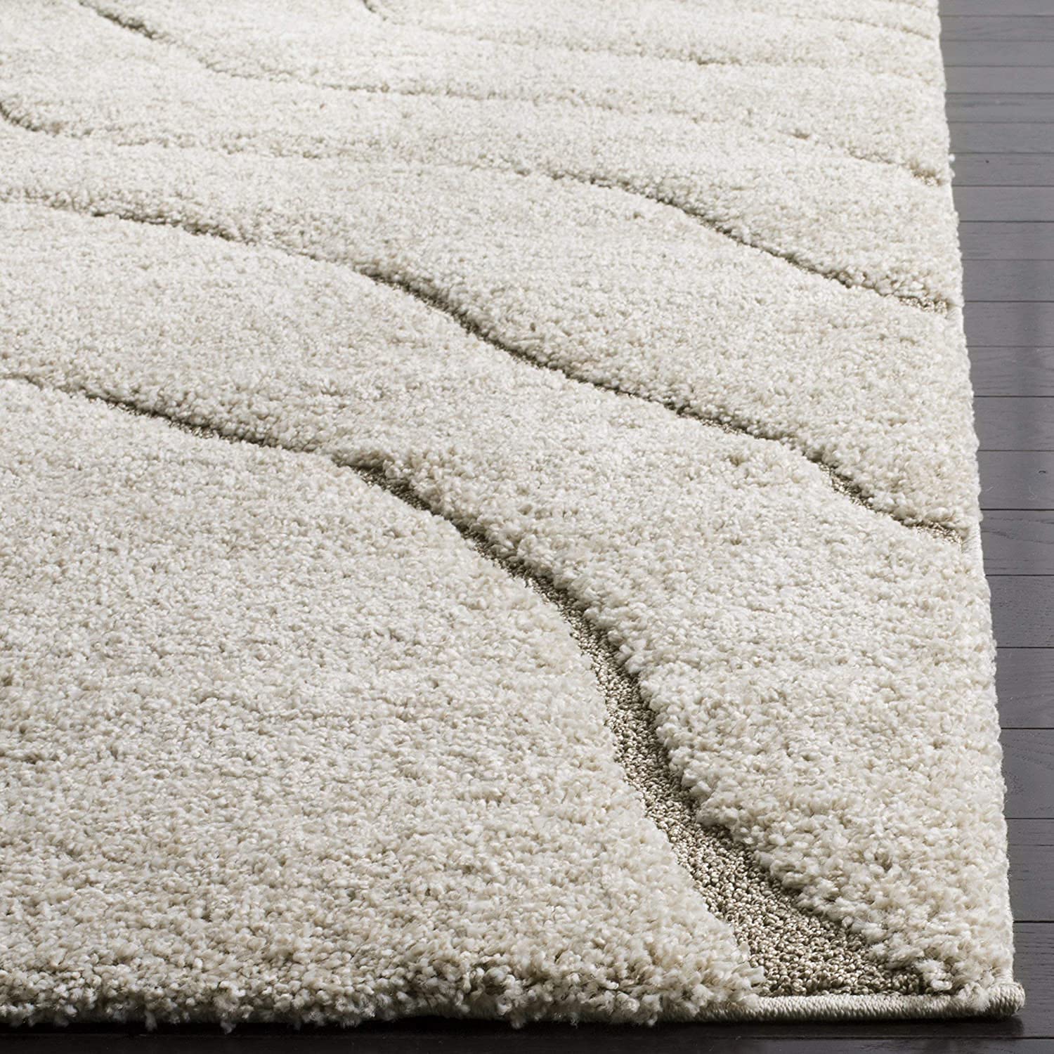 Wavy Elegance Shaggy Rug - Rugs at Nestern